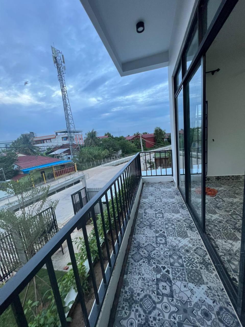 Hang Meas Boutique Hotel Kampot Exterior photo