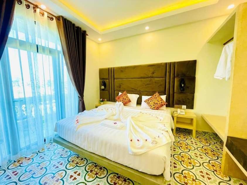 Hang Meas Boutique Hotel Kampot Exterior photo